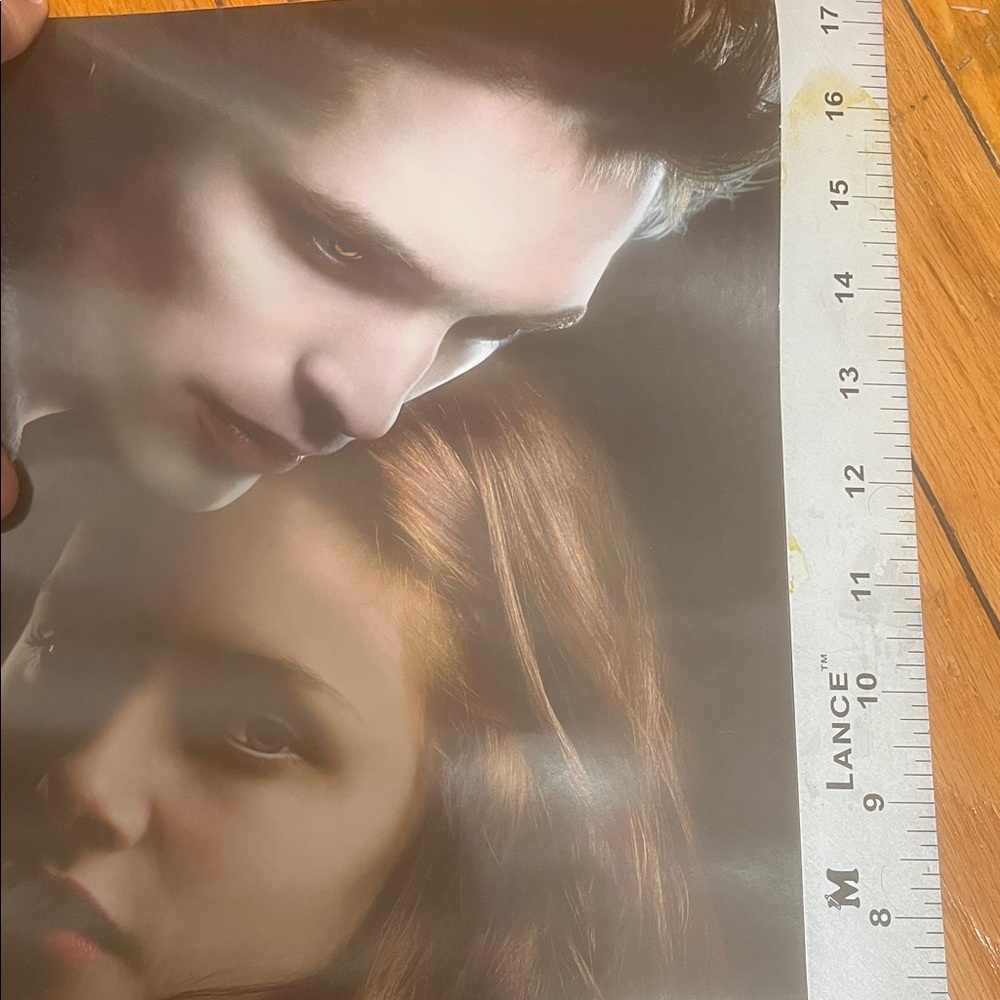 Twilight 2008 Movie Poster Original 11.5 x 17 vintage retro Pattinson Kristen - Picture 8 of 8